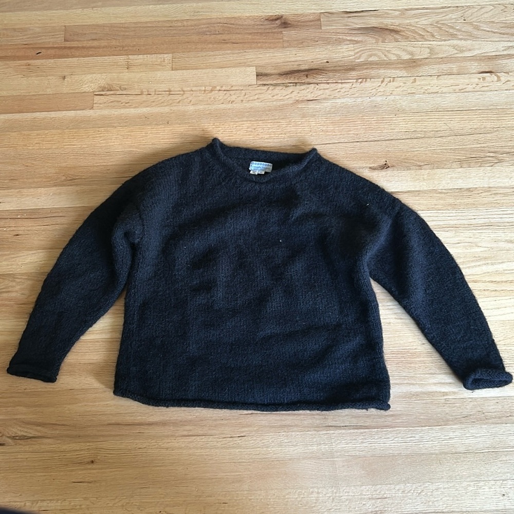 nomadic traders 100% wool sweater